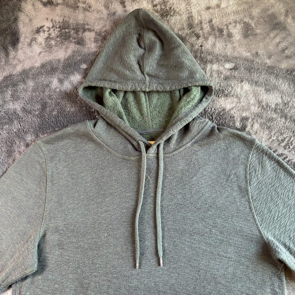 Levi's Mens Polyester Rayon Hoodie Pullover Curved Hem Small Green